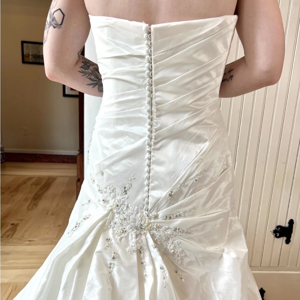 Pronovias Wedding Dress Gown “Reyes” Size 4 A-Line Taffeta Bling Strapless - Picture 8 of 8